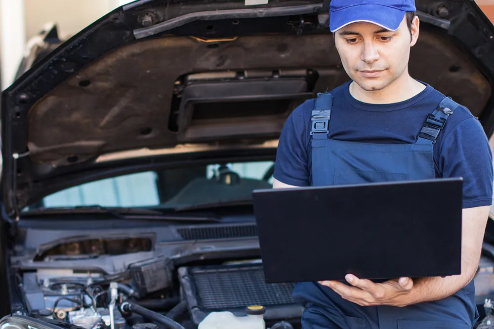 Solving The Mysteries Of Check Engine Light With Auto Diagnostics